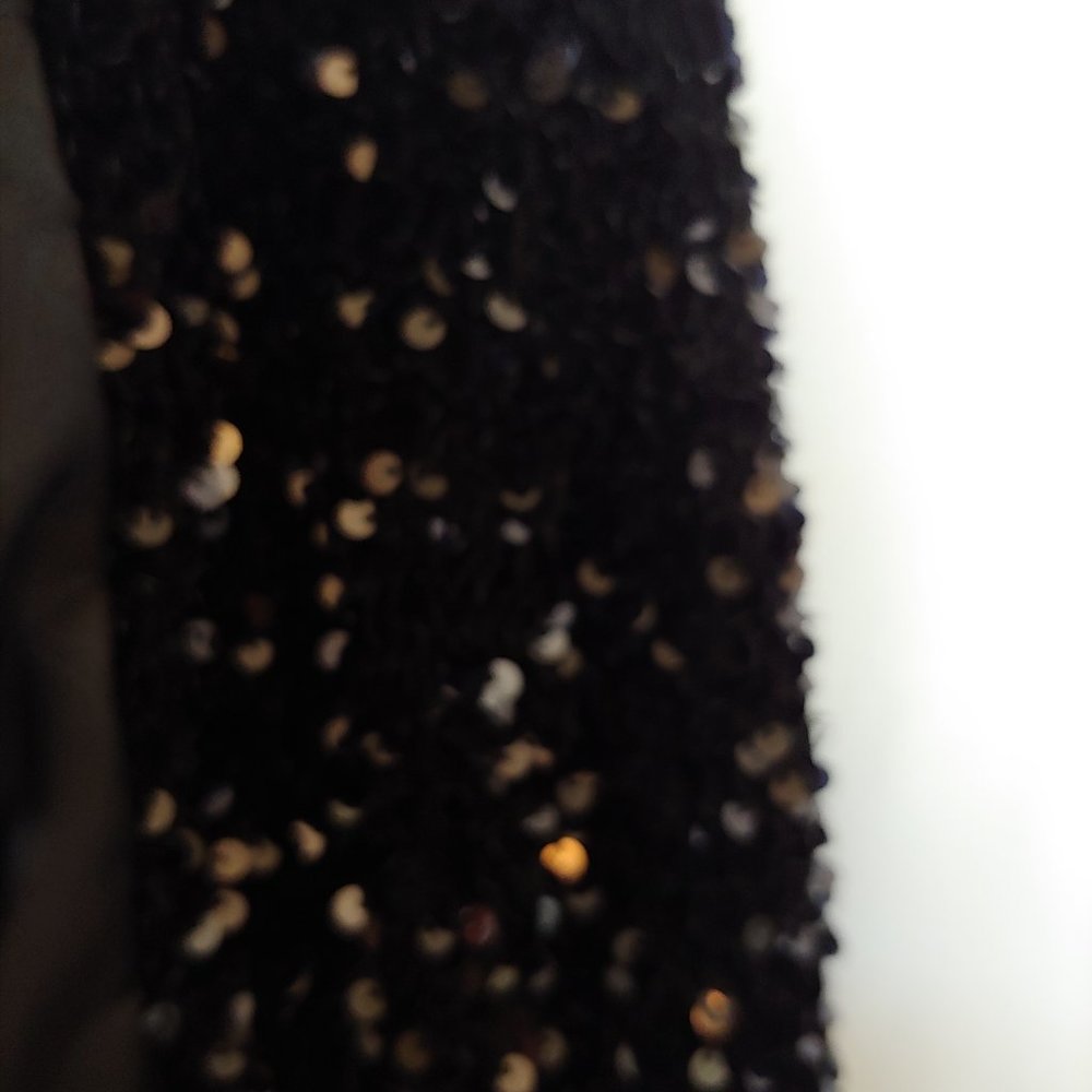 Nanhan hoodie with sequin balloon sleeves and quote - Picture 9 of 14